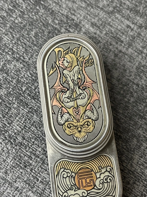 青春美少女雕刻贴片