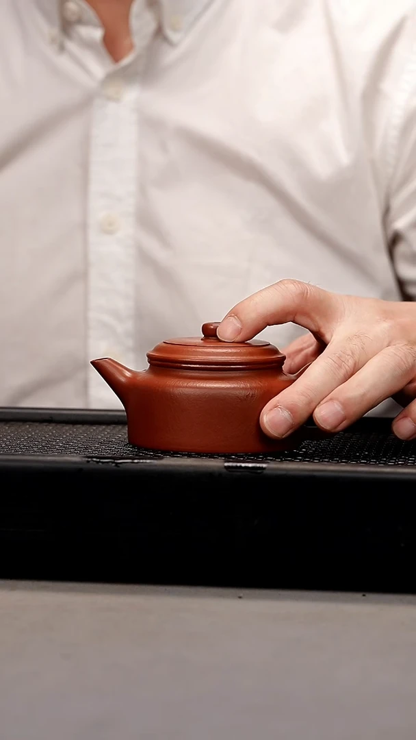 【闪购商品】紫砂茶壶朱泥全手剑流德钟
