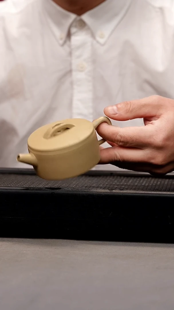 【闪购商品】紫砂茶壶本绿汉瓦