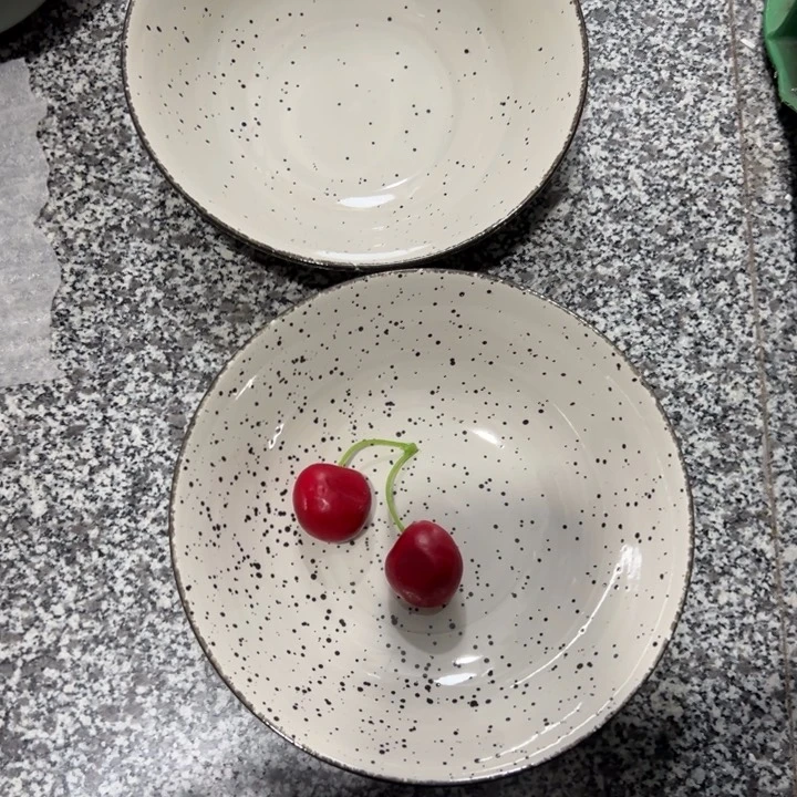 陶*‍****斑点狗8寸深盘