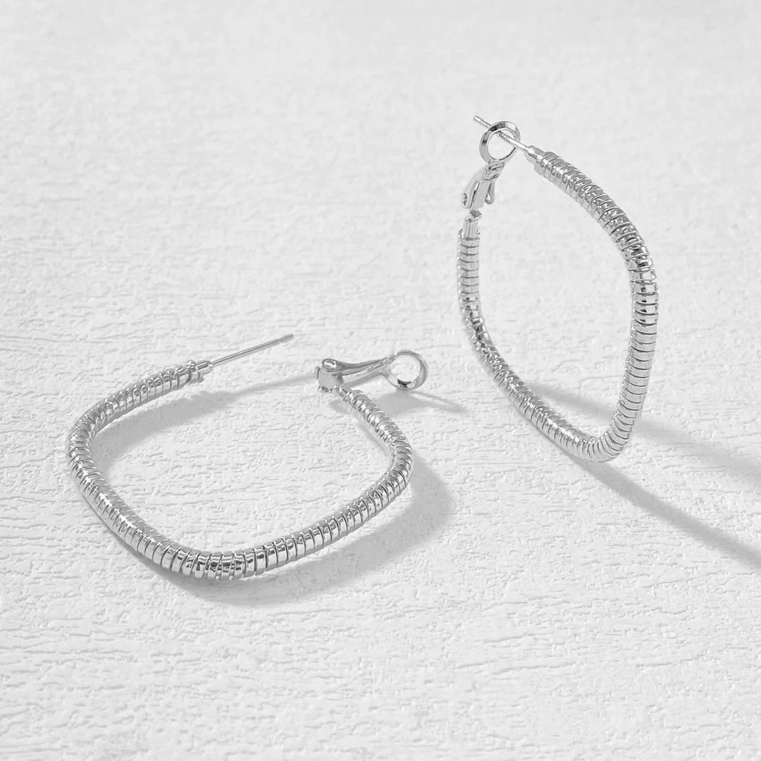 铜合金耳饰 木木（CJ5852） 螺旋纹方圆形耳圈耳环