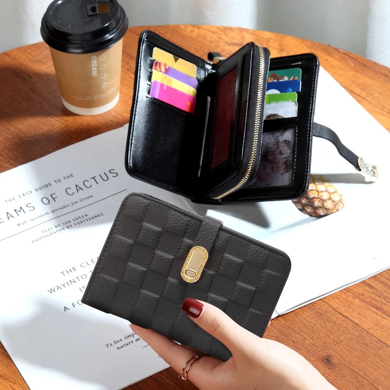 2023新款软牛皮零钱包卡包时尚棋盘格真皮中短款折叠小钱包女百搭