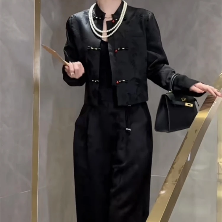 2024年春季新款新中式国风复古提花盘扣外套+直筒裤通勤风两件套