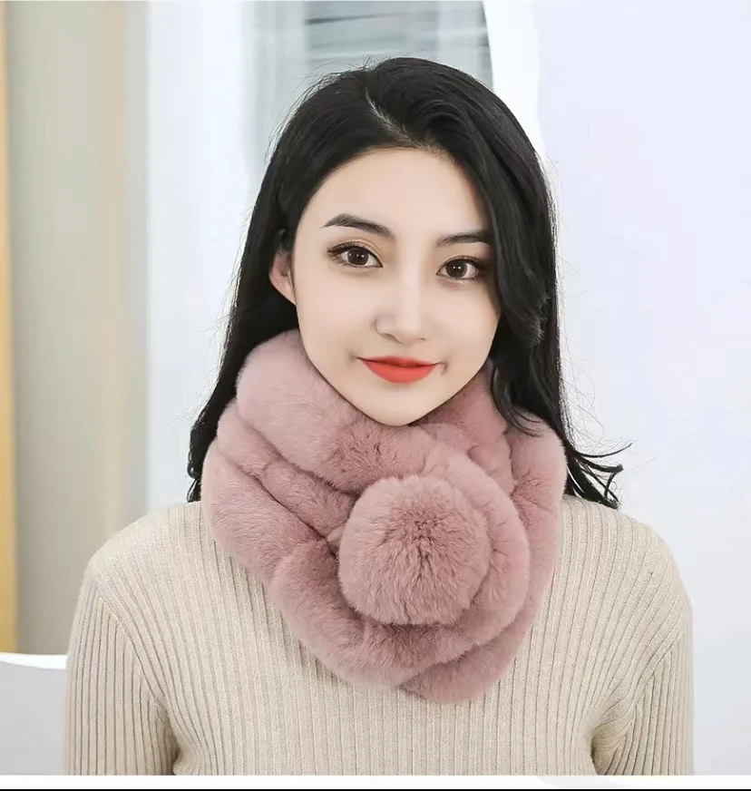 女款獭兔毛围巾毛球款冬季御寒保暖围巾