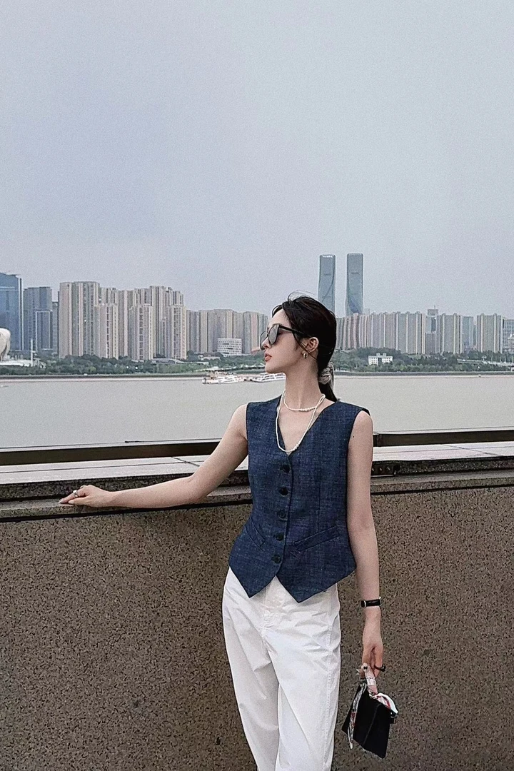 MOMOSOLOYOLO清仓专属•格调•法式复古外穿西装气质无袖马甲Y001