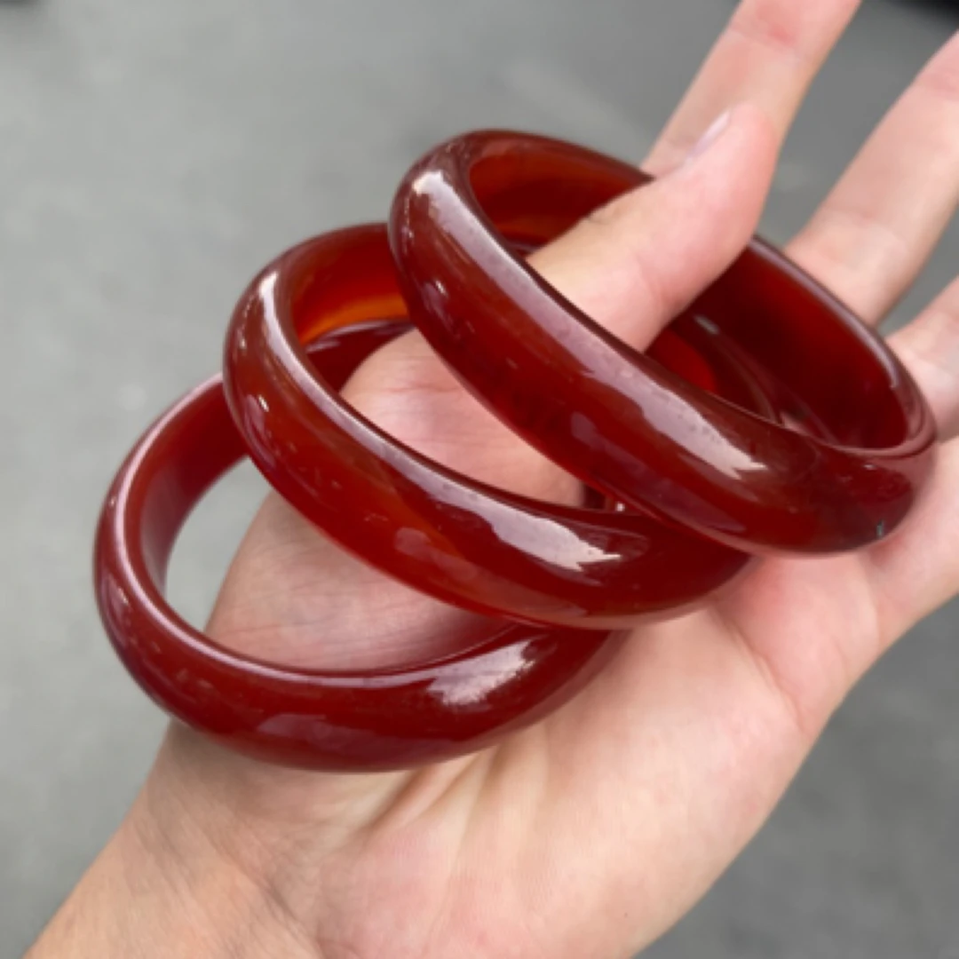 【红玛瑙宽版手镯】 红玛瑙手镯多样性发货拍一发一