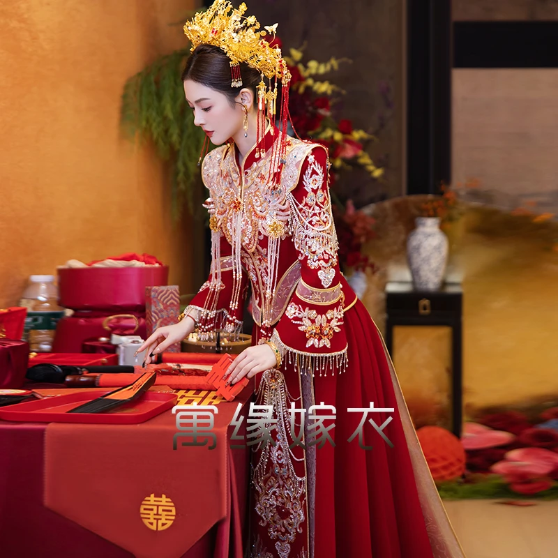 高端秀禾服2025新款中式嫁衣显瘦迎亲敬酒服丝绒新娘出阁礼服冬季