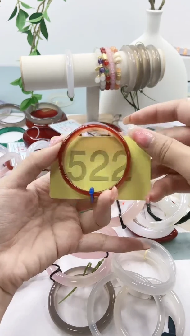 【闪购商品】玛瑙/玉髓手镯未镶嵌5253