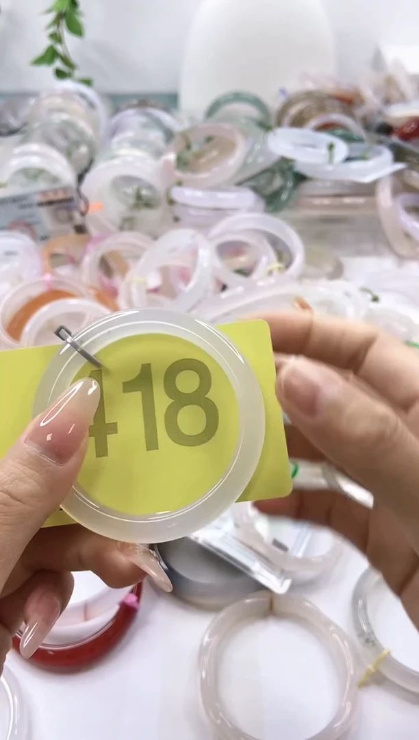 【闪购商品】玛瑙/玉髓手镯未镶嵌5354