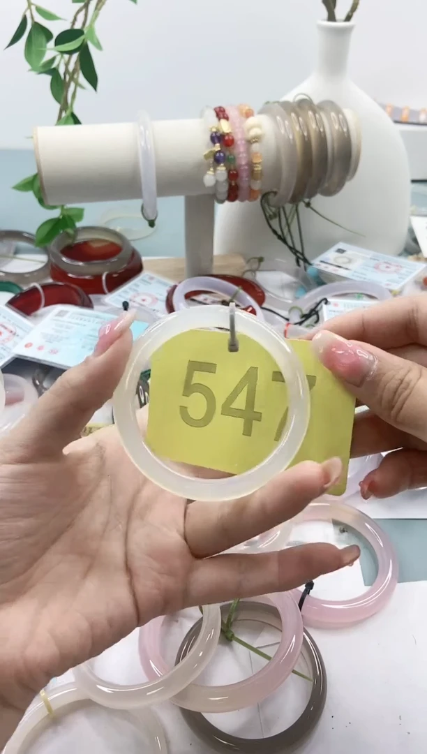 【闪购商品】玛瑙/玉髓手镯未镶嵌5253