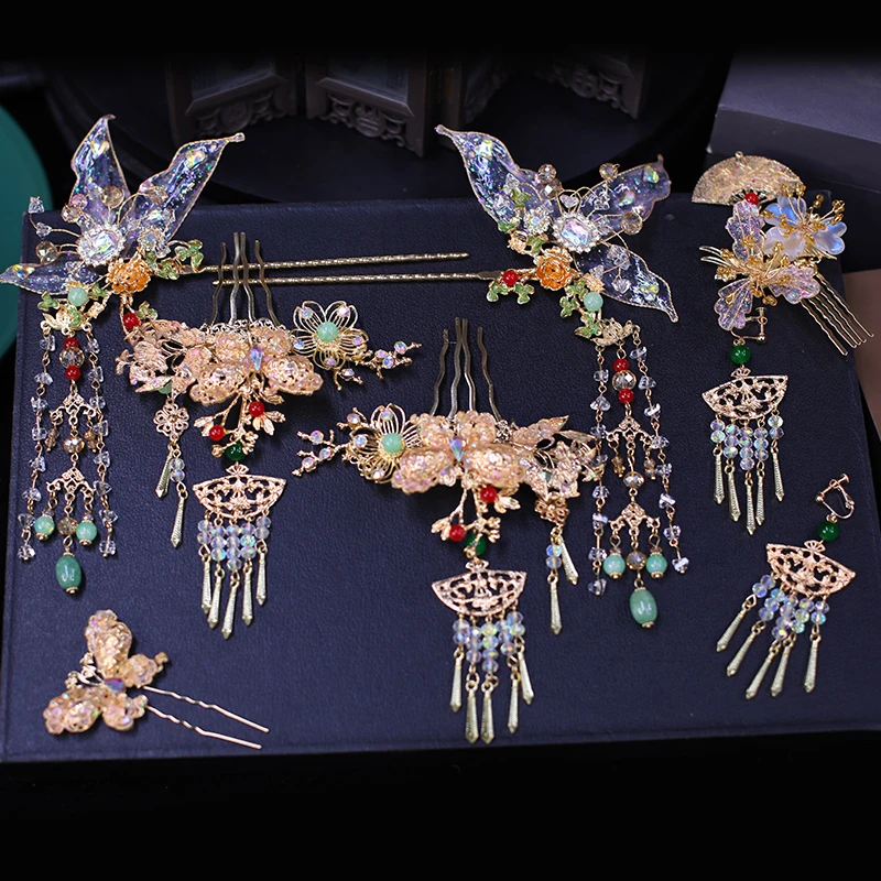 中式婚礼新娘头饰2025新款新娘浅色造液花水晶古装发饰古典秀禾服