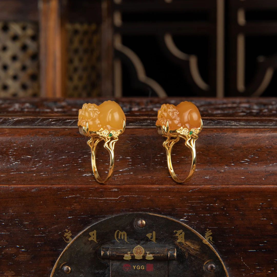 员格格OAD1860/18K金/石英质玉缅黄貔貅戒指（多颜色/多样性发其一