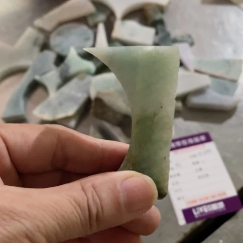 翡翠散珠天然翡翠石