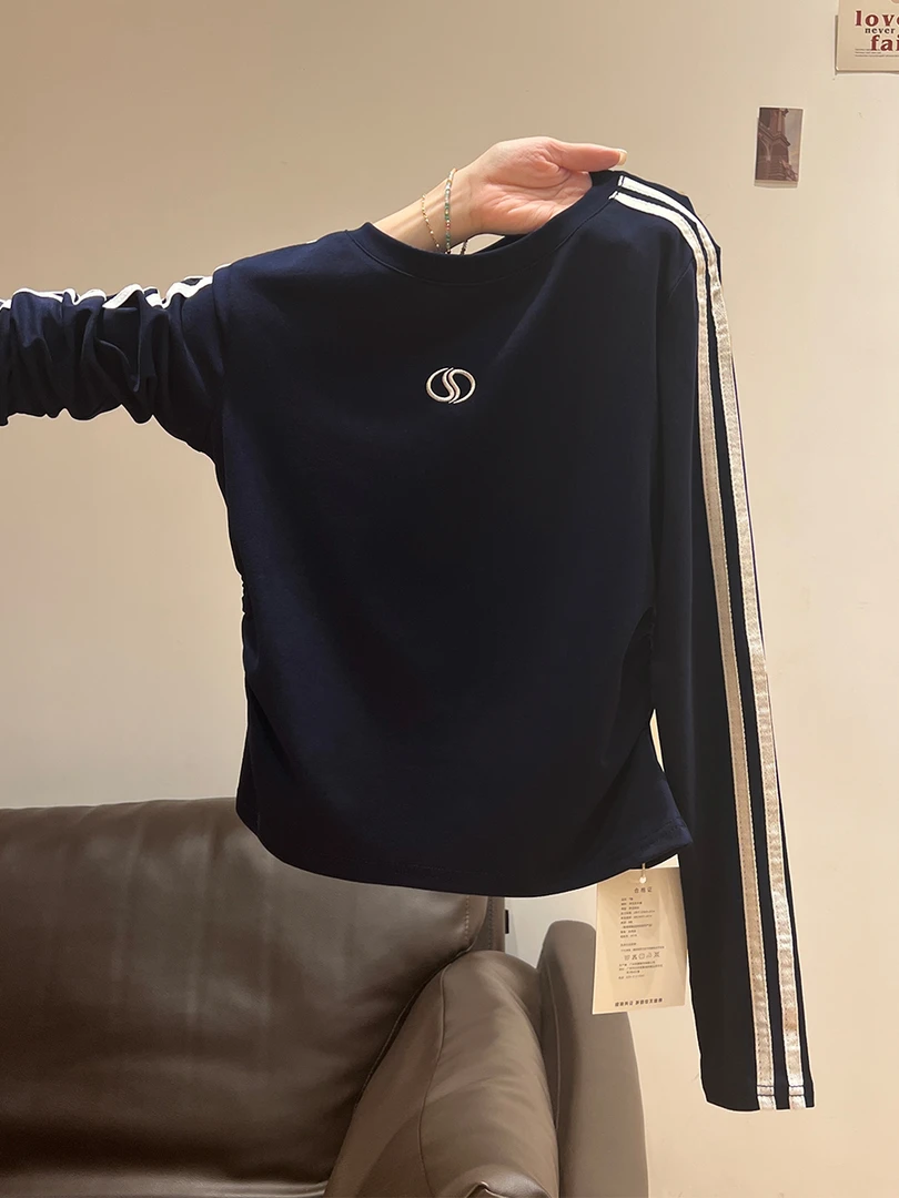 藏蓝色撞色拼接设计感长袖T恤2024秋褶皱收腰通勤打底气质上衣女