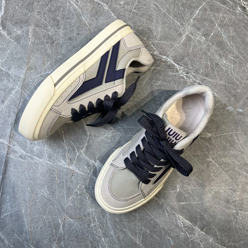 鞋子男款冬季保暖加绒休闲板鞋潮款男生潮流百搭痞帅鞋子低帮棉鞋