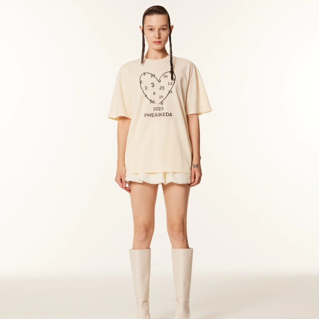 VERA SERIASE夏季爱心字母T恤  2H2C1TX070