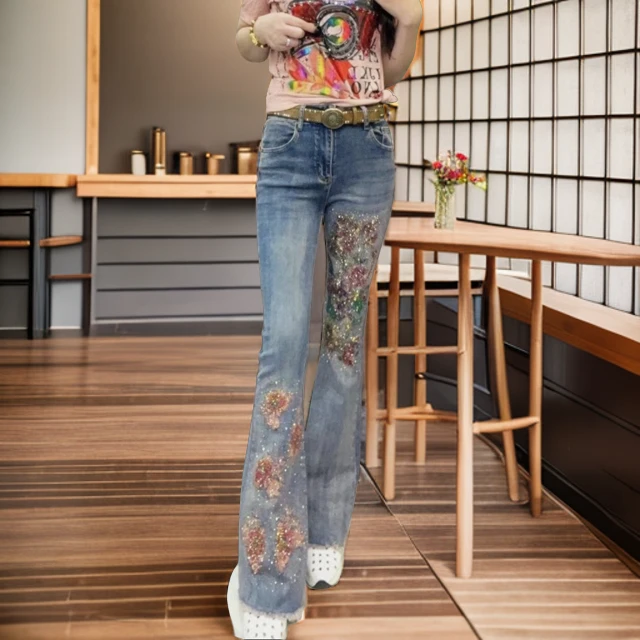 欧版Le重工刺绣烫钻牛仔微喇叭裤修身减龄显瘦洋气3205