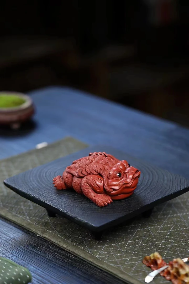 紫砂茶宠传统三足招财金蟾精品摆件手工家用茶道配件可养蟾蜍茶玩