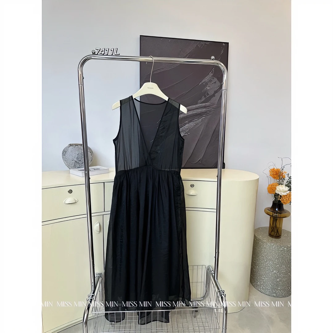 MISS MIN  7411L  法式甜辣风性感女范网纱V领微透收腰修身连衣裙
