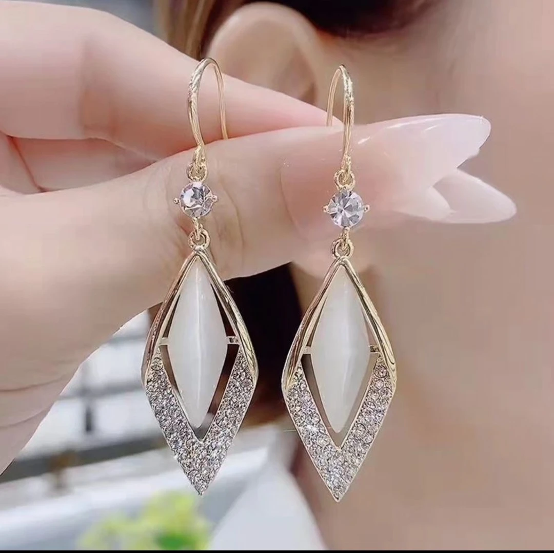 铜合金亚克力耳饰 053: 简约大气耳环：