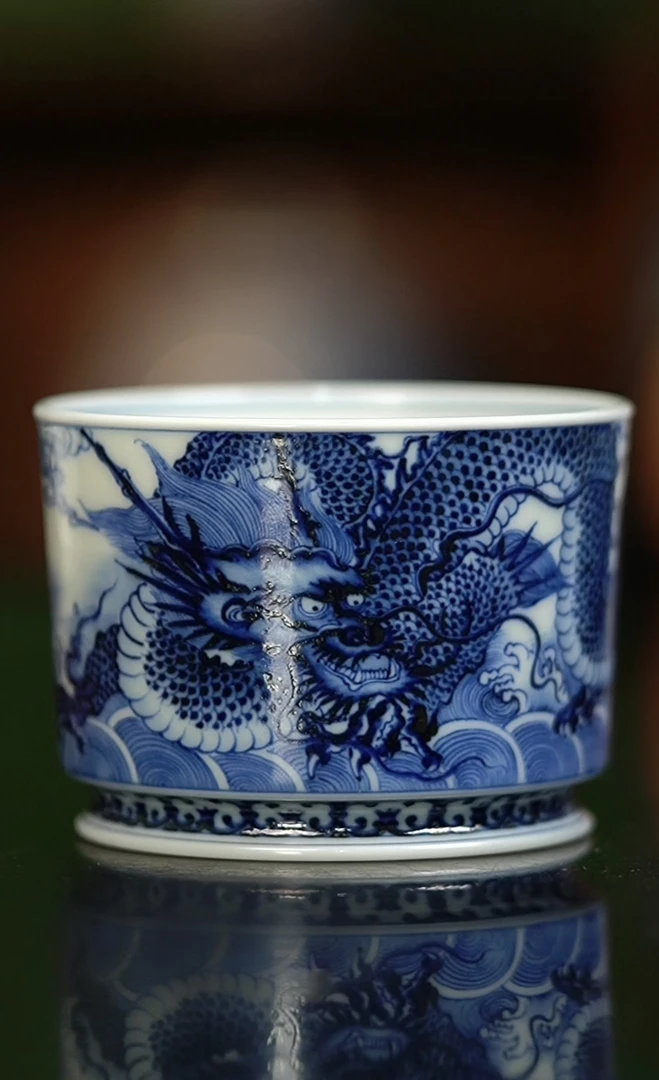 洪印慕明龙纹主人杯