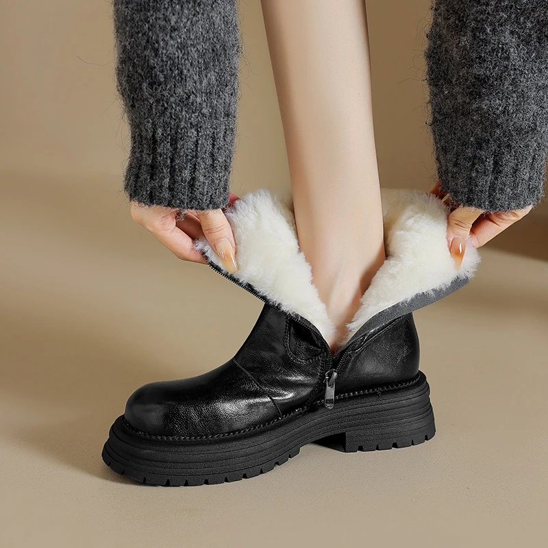 真皮羊毛加绒加厚雪地靴女厚底圆头短靴冬季马丁靴保暖东北大棉鞋