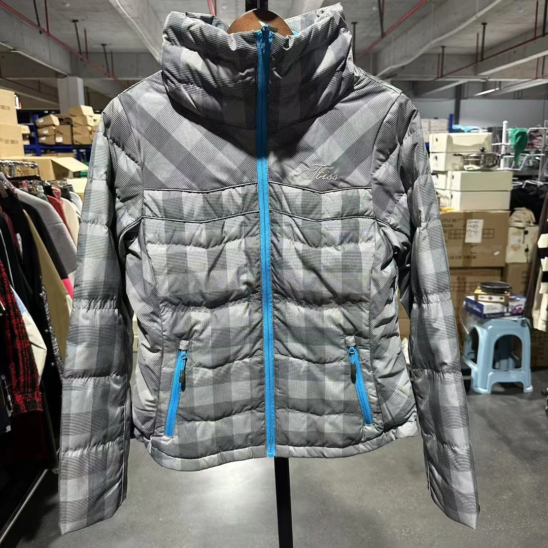 铁仕户外女款90白鸭绒面包服防风保暖羽绒服 004510