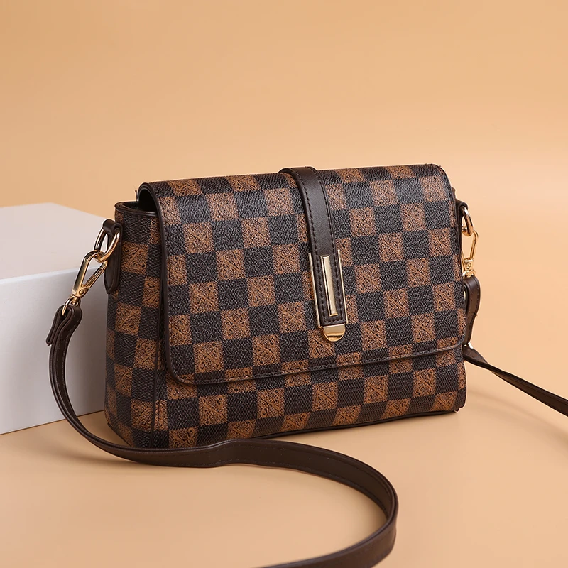 新粉专享2024新款女士小方包时尚百搭大容量斜挎包