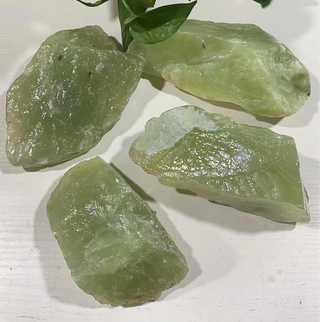 【杨总福利】蛇纹石玉未镶嵌多样性发一个玉观音