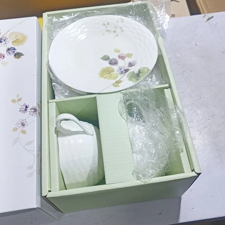 【闪购商品】密胺摆件麦*C