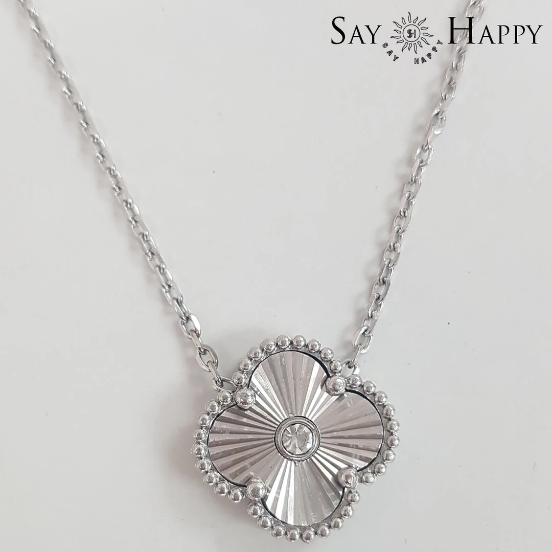 钛钢项链 SAYHAPPY韩国风镭射四叶草锆石钛钢项链