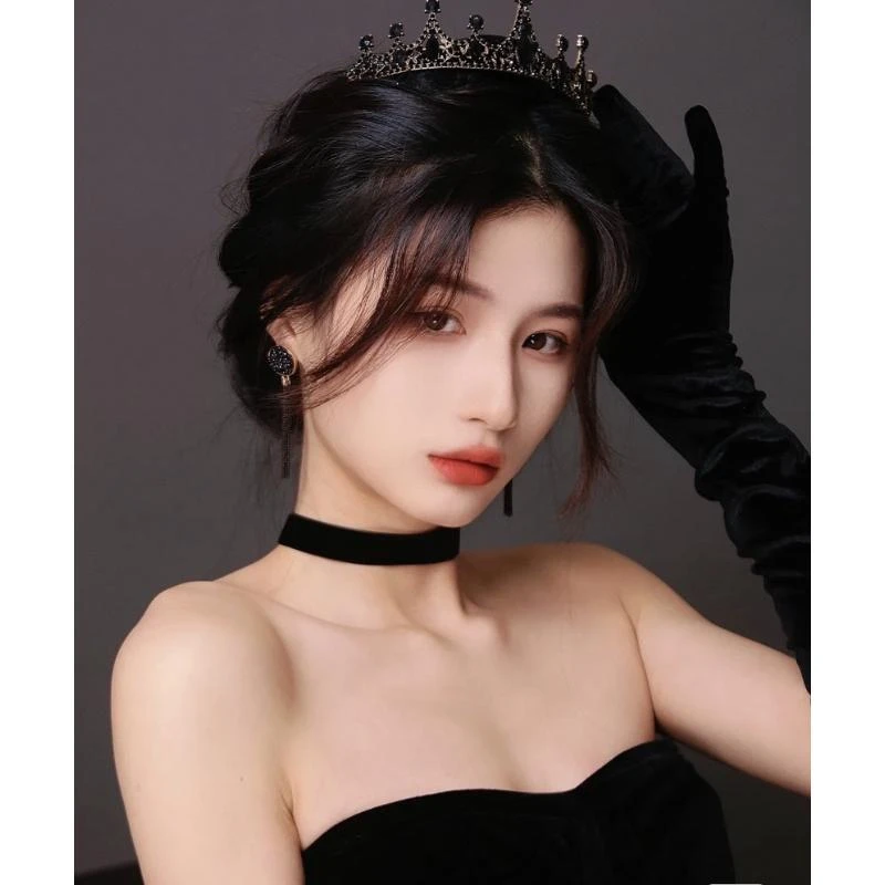 简约黑色丝绒choker少女项圈颈带气质颈链项链复古暗黑配饰新娘女