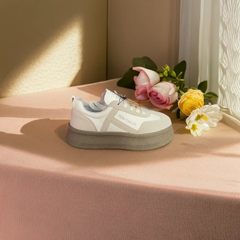 2024秋季新款小众百搭低帮时尚厚底增高休闲百搭板鞋TY250109