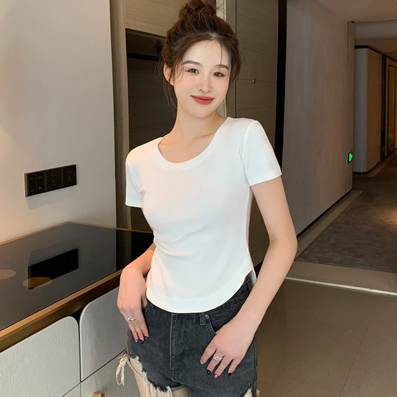 白色短袖夏季新款百搭显瘦女装上衣修身不规则设计感圆领正肩t恤