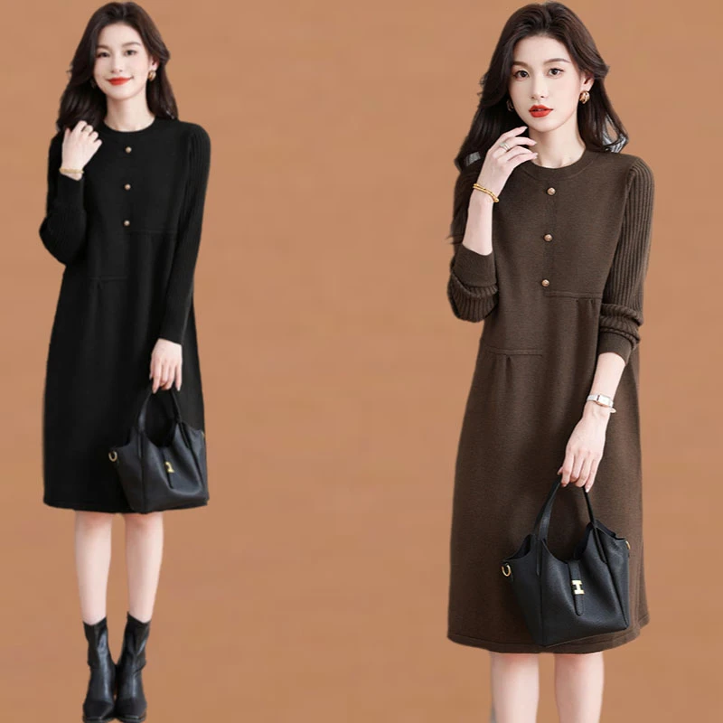 2025春秋新款时髦针织连衣裙女内搭气质洋气中长款打底宽松毛衣裙