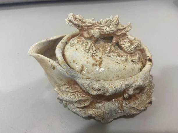 备前烧难波诚治三龙白宝瓶。全新全品