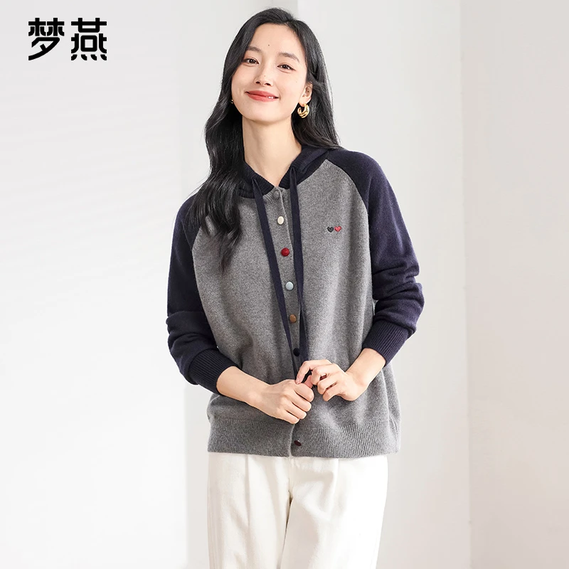 梦燕女冬新款撞色插肩连帽外套上衣单排扣针织开衫CC03B4004