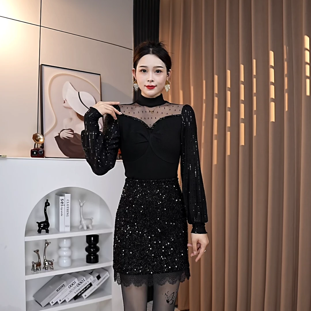 莉娜2024秋冬显瘦气质时尚名媛拼接亮片抓绒打底上衣轻奢