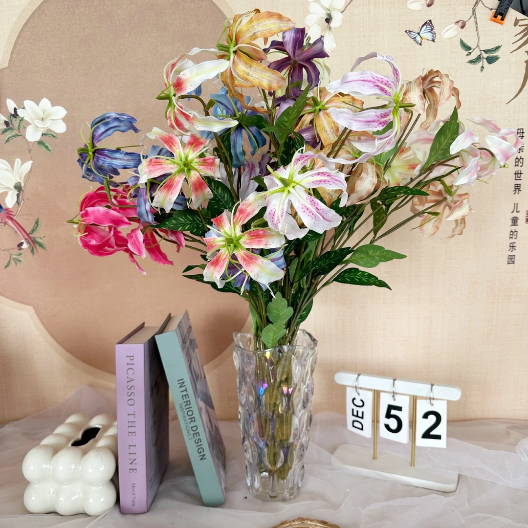 （全店满5单包邮）火焰百合婚庆用花高端逼真渐变单支花束私人订制