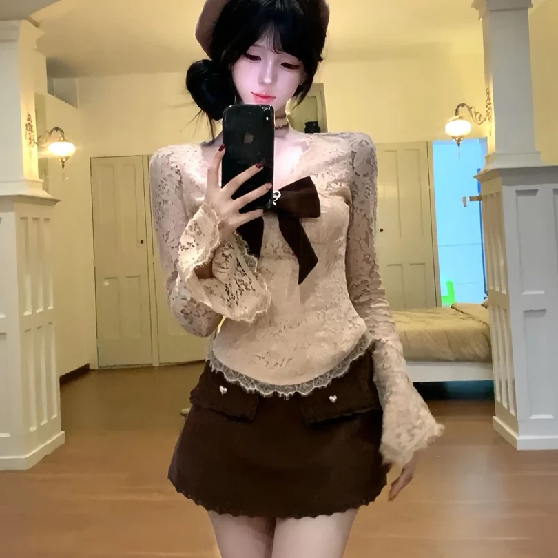 古堡千金 秋冬纯欲风蝴蝶结V领蕾丝上衣高腰a字半身短裙两件套装