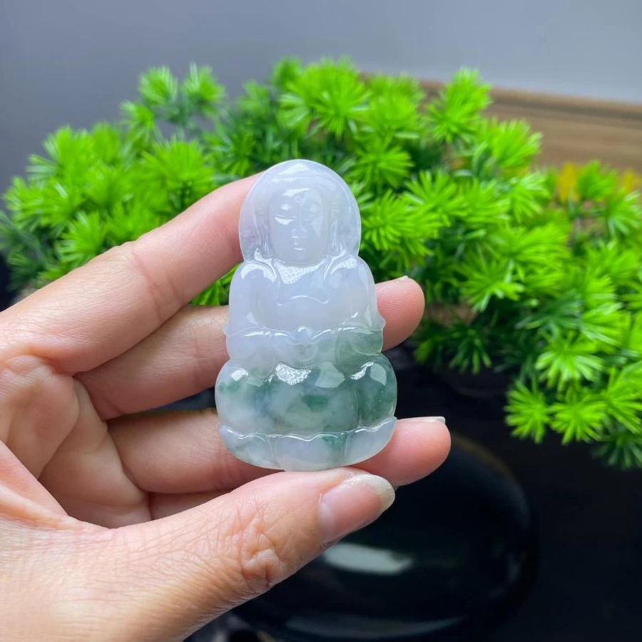 天然缅甸翡翠A货观音手工雕时尚飘花灵动气质适合男女款佩戴珠宝