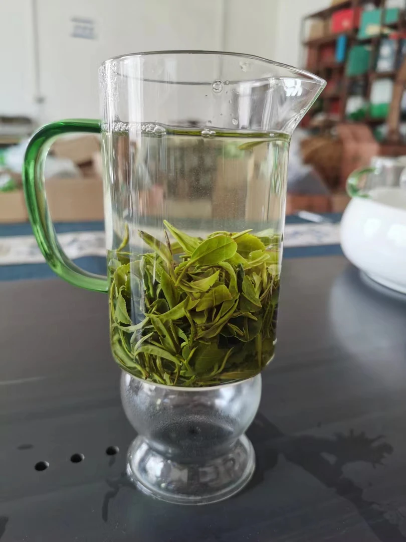 日照绿茶，豆香口感，面痘痘回甘好