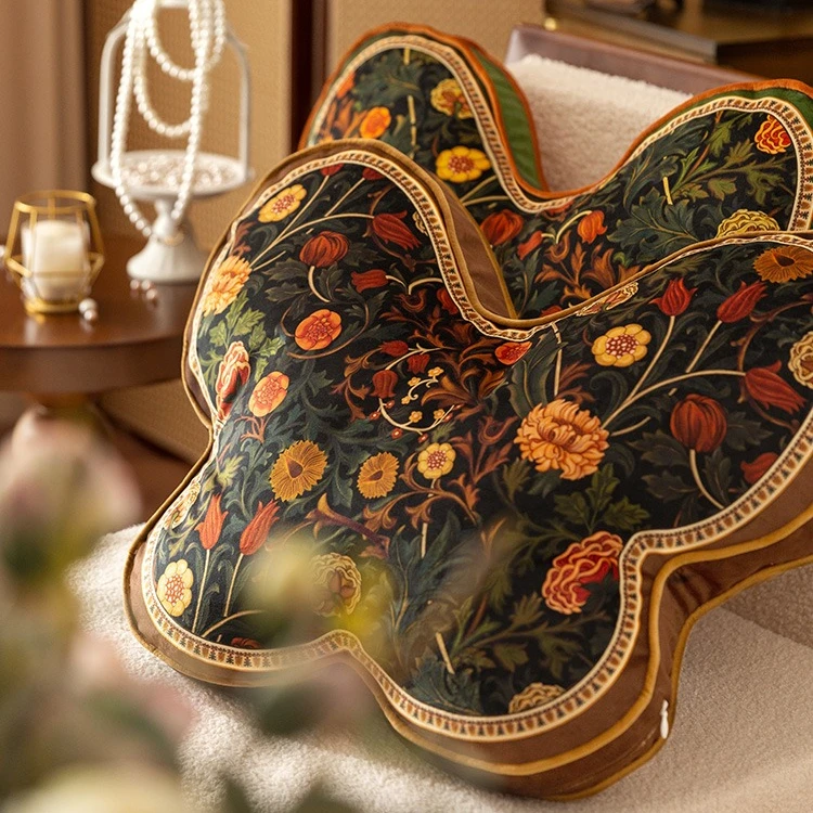 范居蝴蝶异形客厅沙发抱枕护腰美式氛围感靠枕松弛感沙发靠枕