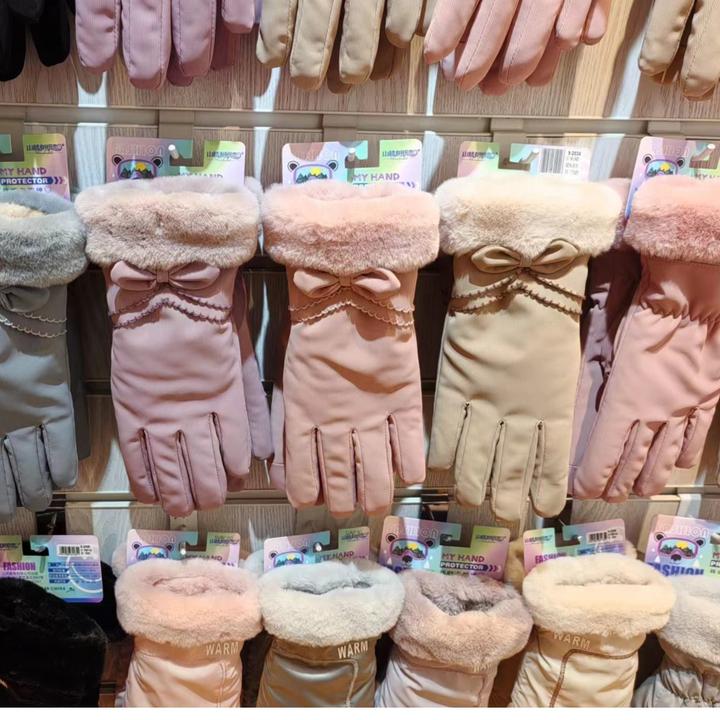 【二粉丝团专享】女款冬季保暖加保暖手套防寒套装