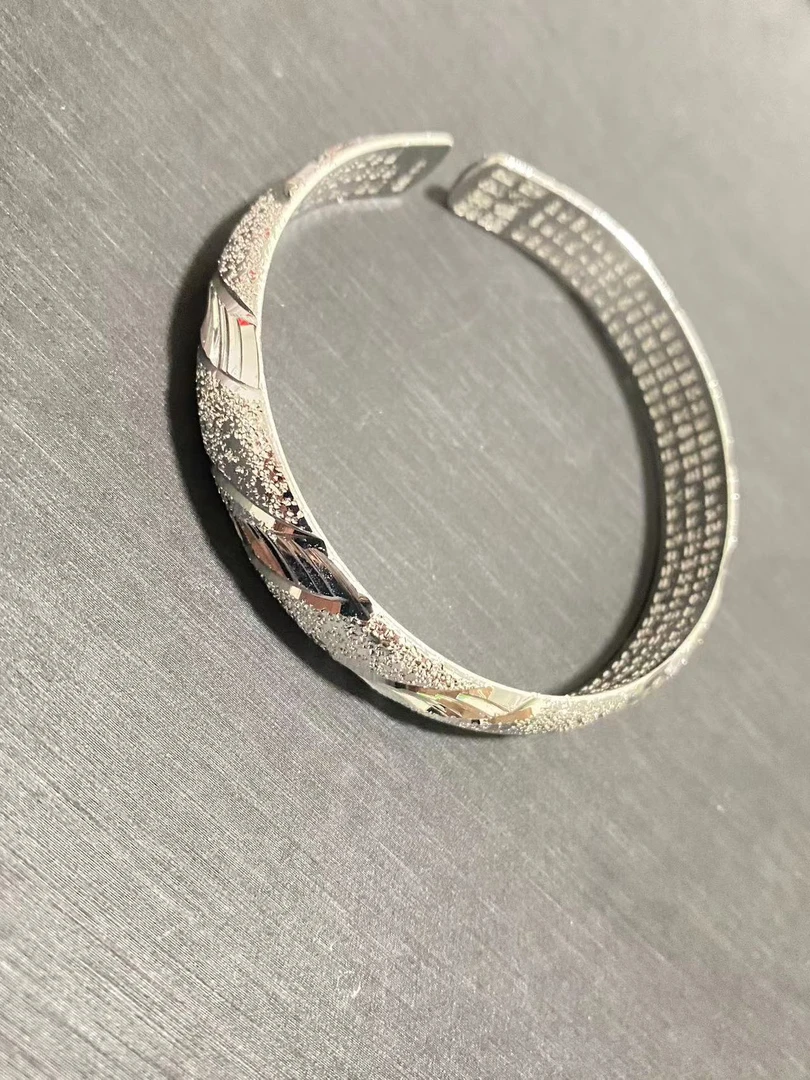 足银手镯  收藏级轻奢时尚气质简约精致手镯  Xf923118