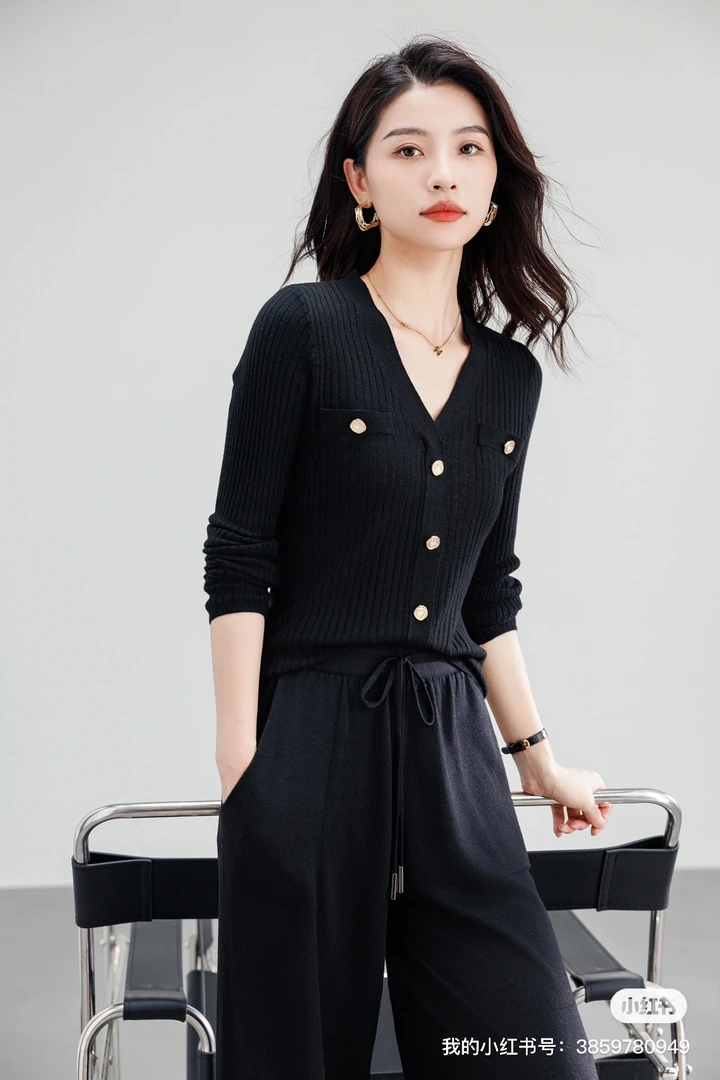 套头打底，假开衫毛衣小香风长袖针织衫显瘦