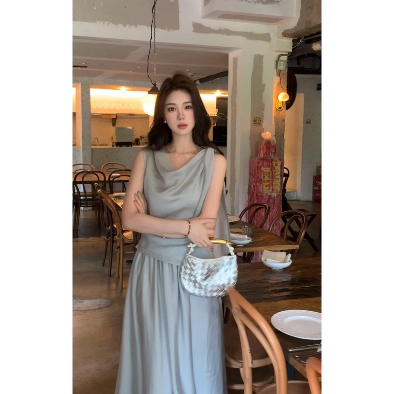 【蓝染悠然】修身显瘦气质典雅无袖上衣大裙摆套装 LL9200