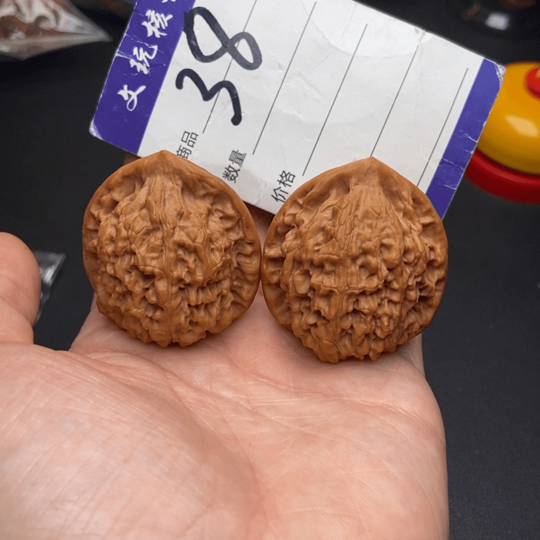 文玩核桃吊坠40官帽