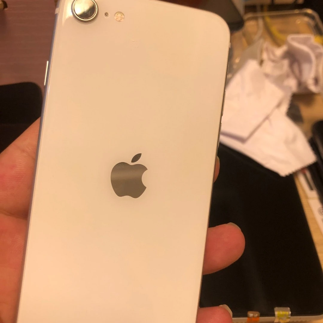 95新 Apple/苹果 森林起立通讯专属精品se2