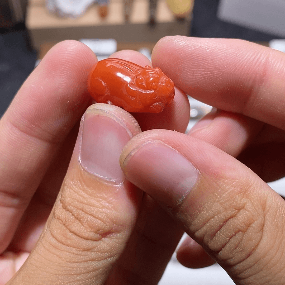 玛瑙/玉髓配饰未镶嵌红色配饰